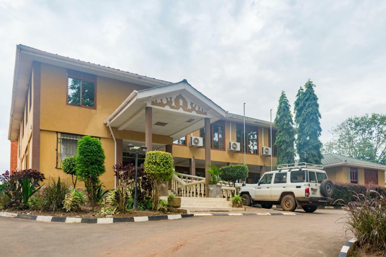 Kayegi Hotel Mbale Extérieur photo
