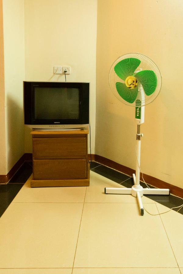 Kayegi Hotel Mbale Extérieur photo